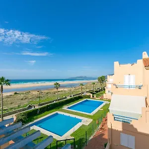 https://apartamento-en-la-playa-tarifa-11380.es-andalucia.com